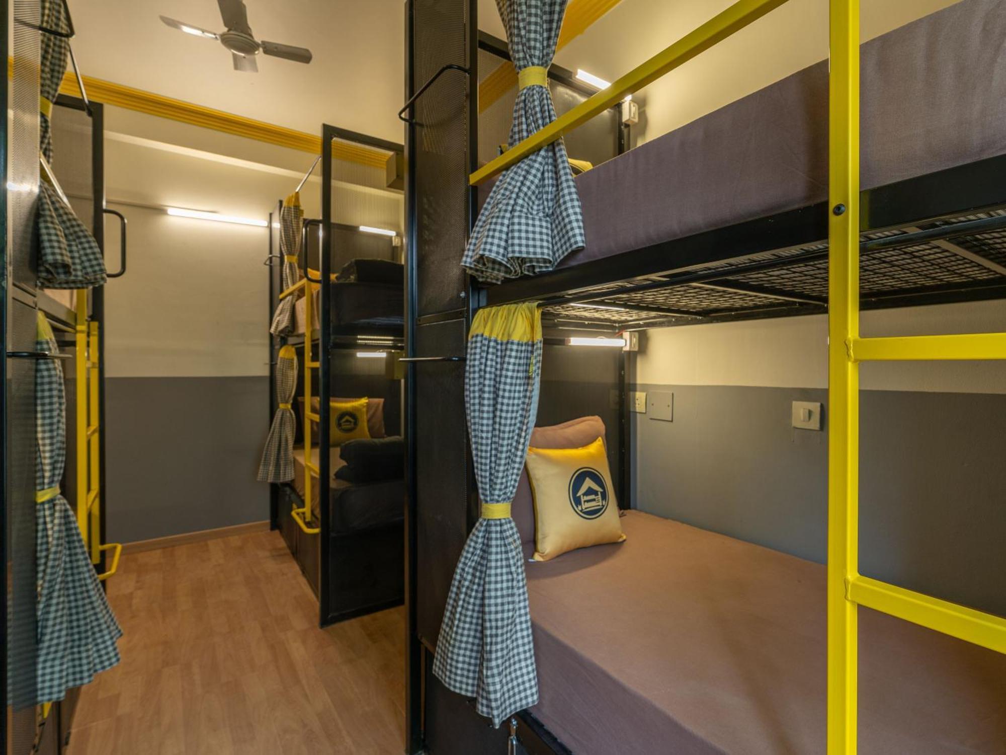 The Hosteller Delhi Új-Delhi Szoba fotó