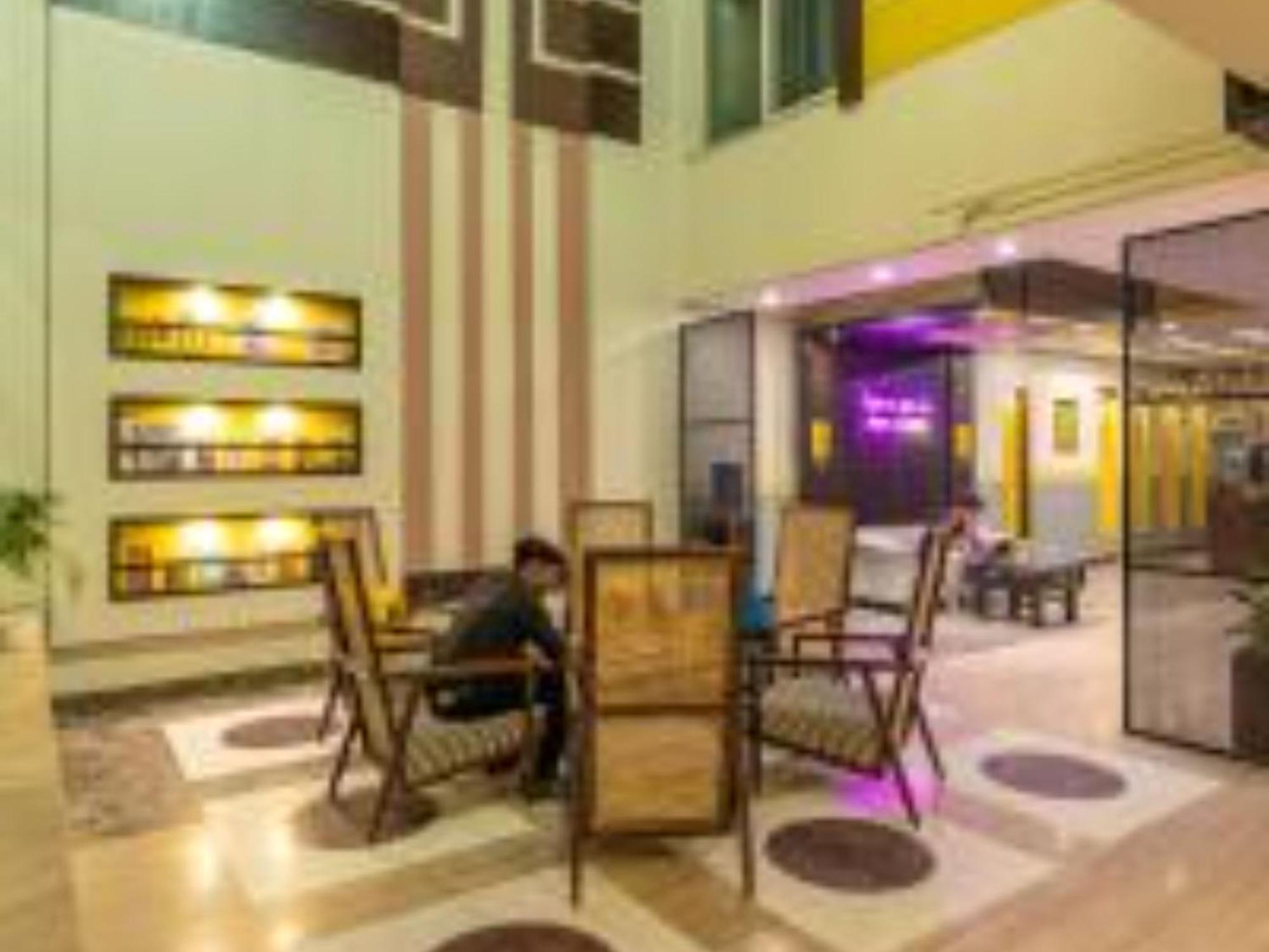 The Hosteller Delhi Új-Delhi Kültér fotó